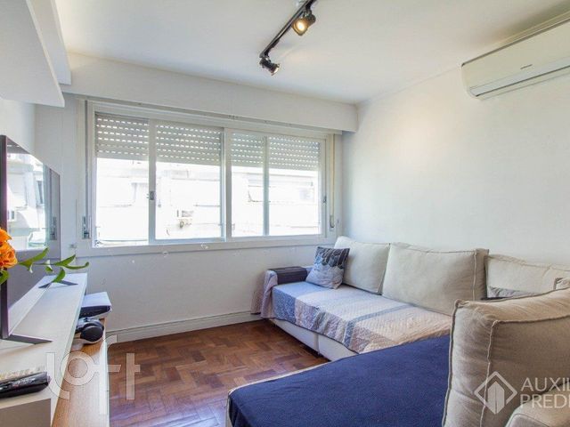 Apartamento com 66m², 2 dormitórios, 1 vaga, São João em Porto Alegre