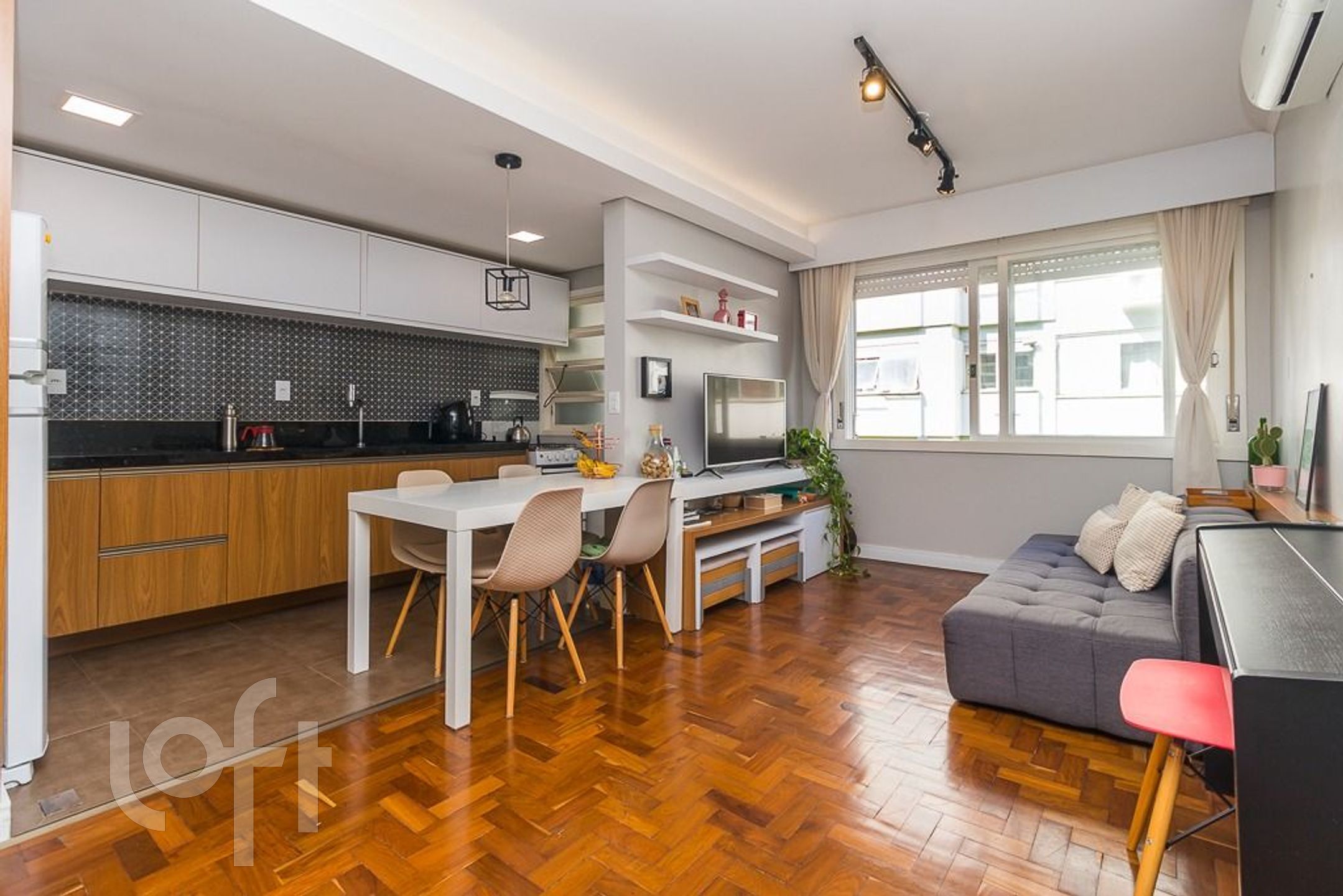 Apartamento com 66m², 2 dormitórios, 1 vaga, São João em Porto Alegre