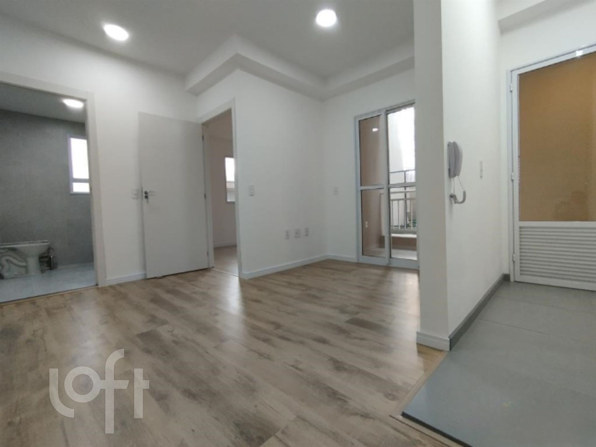 Apartamento à venda com 1 quarto, 42m² - Foto 2