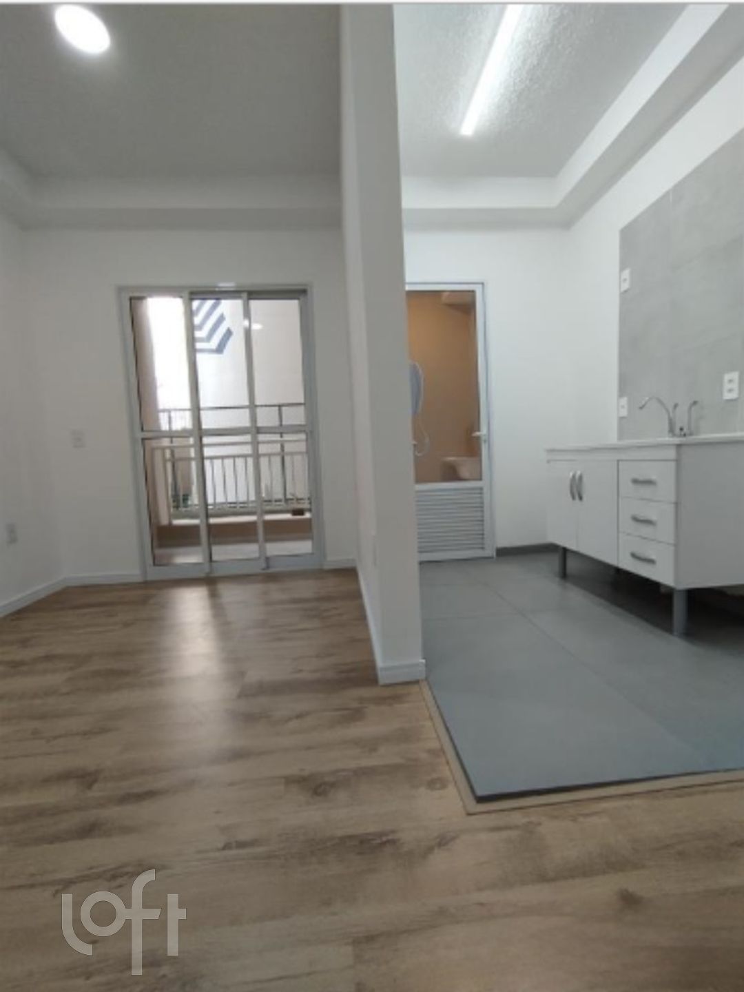 Apartamento à venda com 1 quarto, 42m² - Foto 4