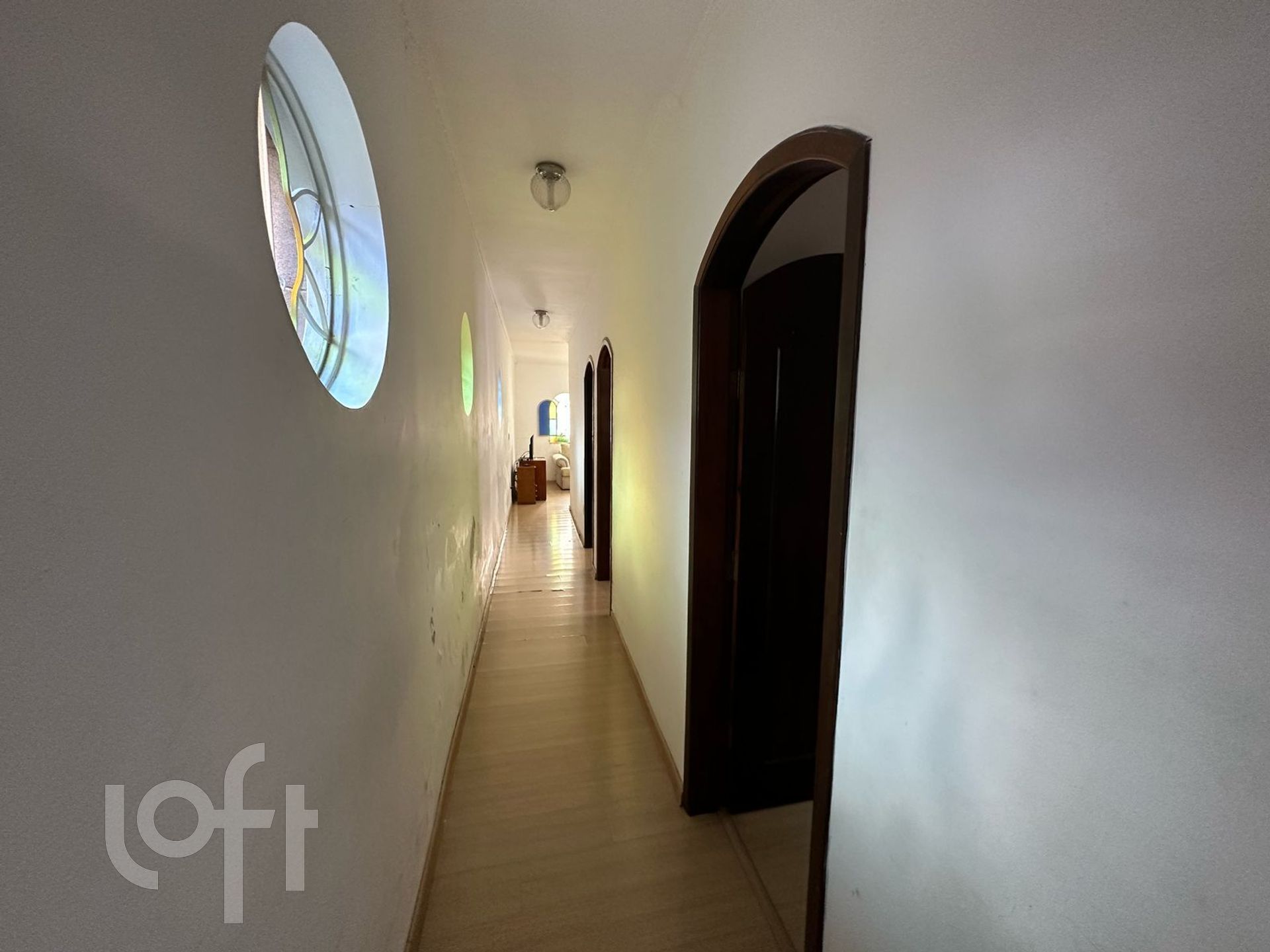 Casa à venda com 3 quartos, 100m² - Foto 4