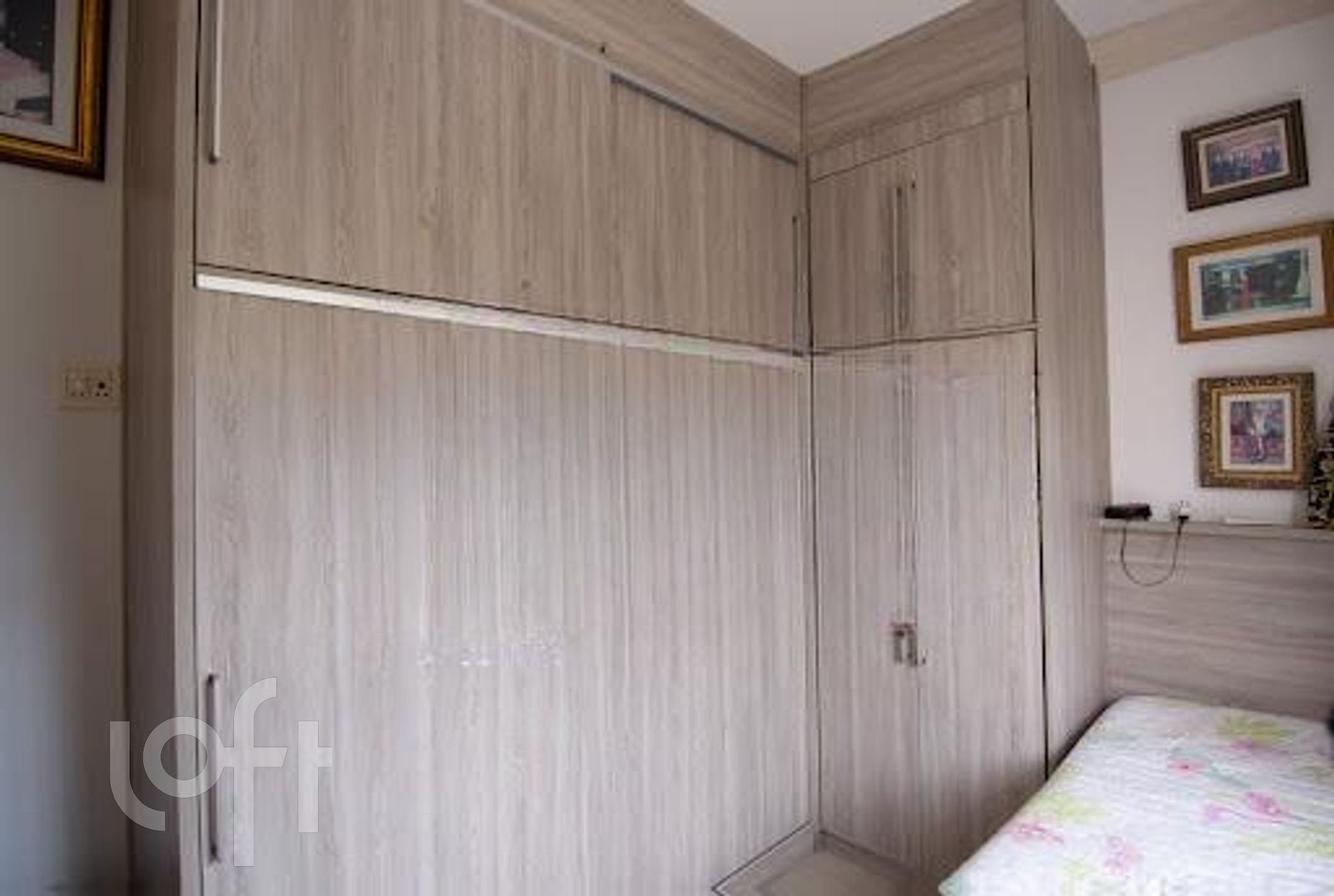 Apartamento à venda com 3 quartos, 144m² - Foto 1