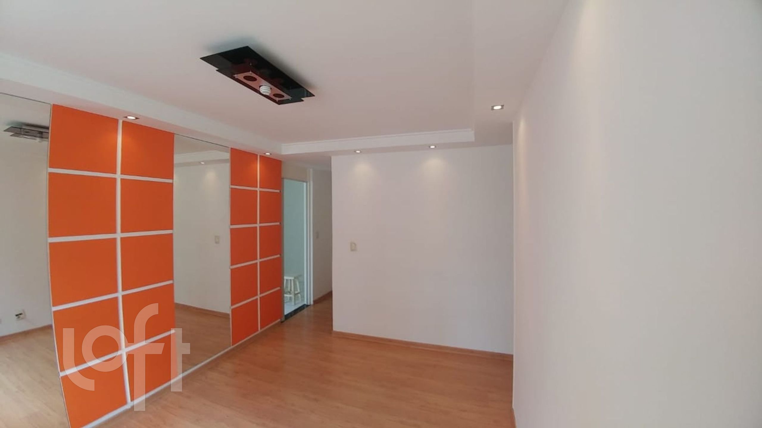 Apartamento à venda com 2 quartos, 64m² - Foto 1