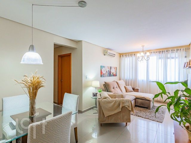 Apartamento com 65m², 2 dormitórios, 1 suíte, 1 vaga, Vila Ipiranga em Porto Alegre