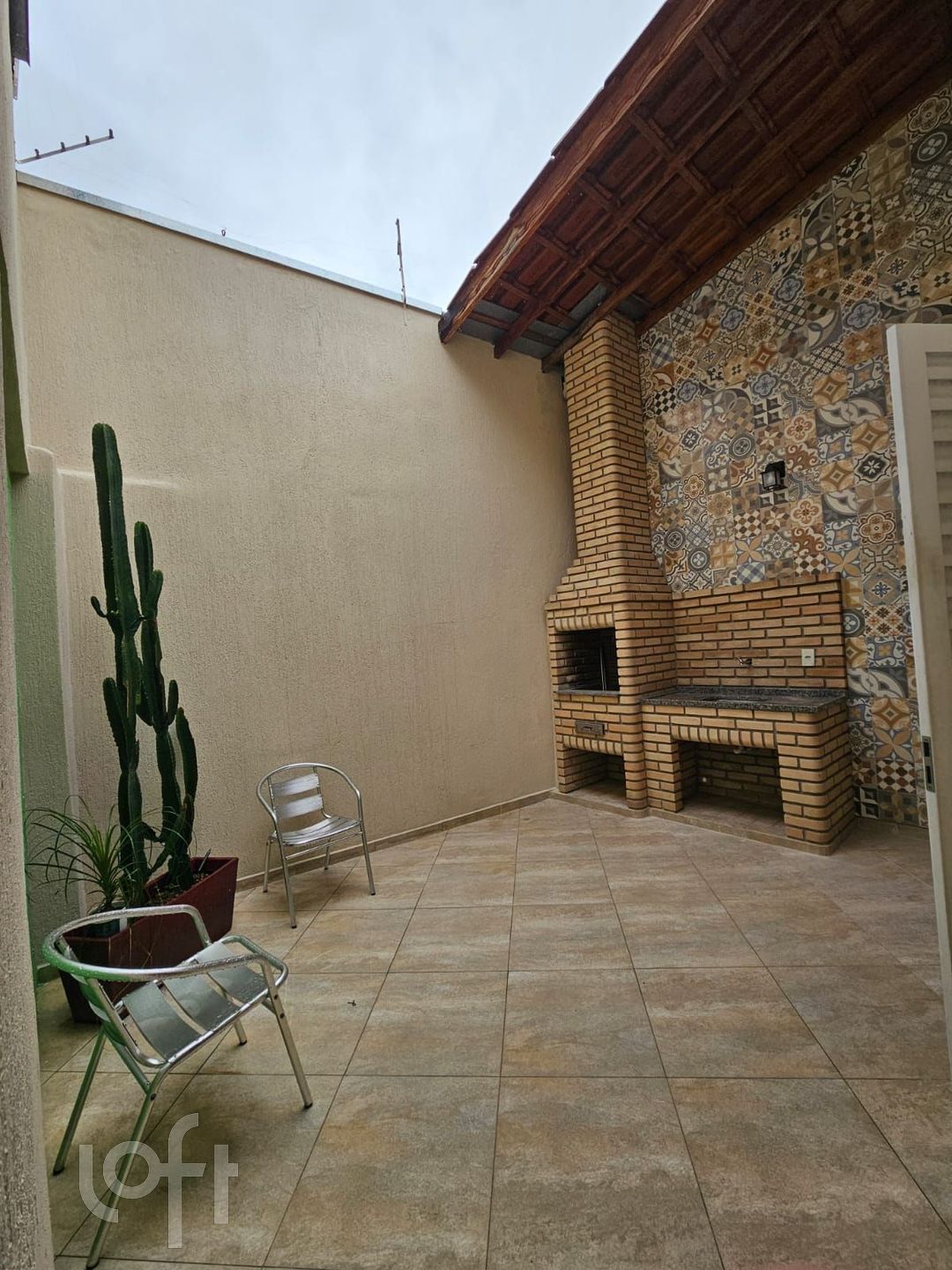 Casa à venda com 3 quartos, 168m² - Foto 9