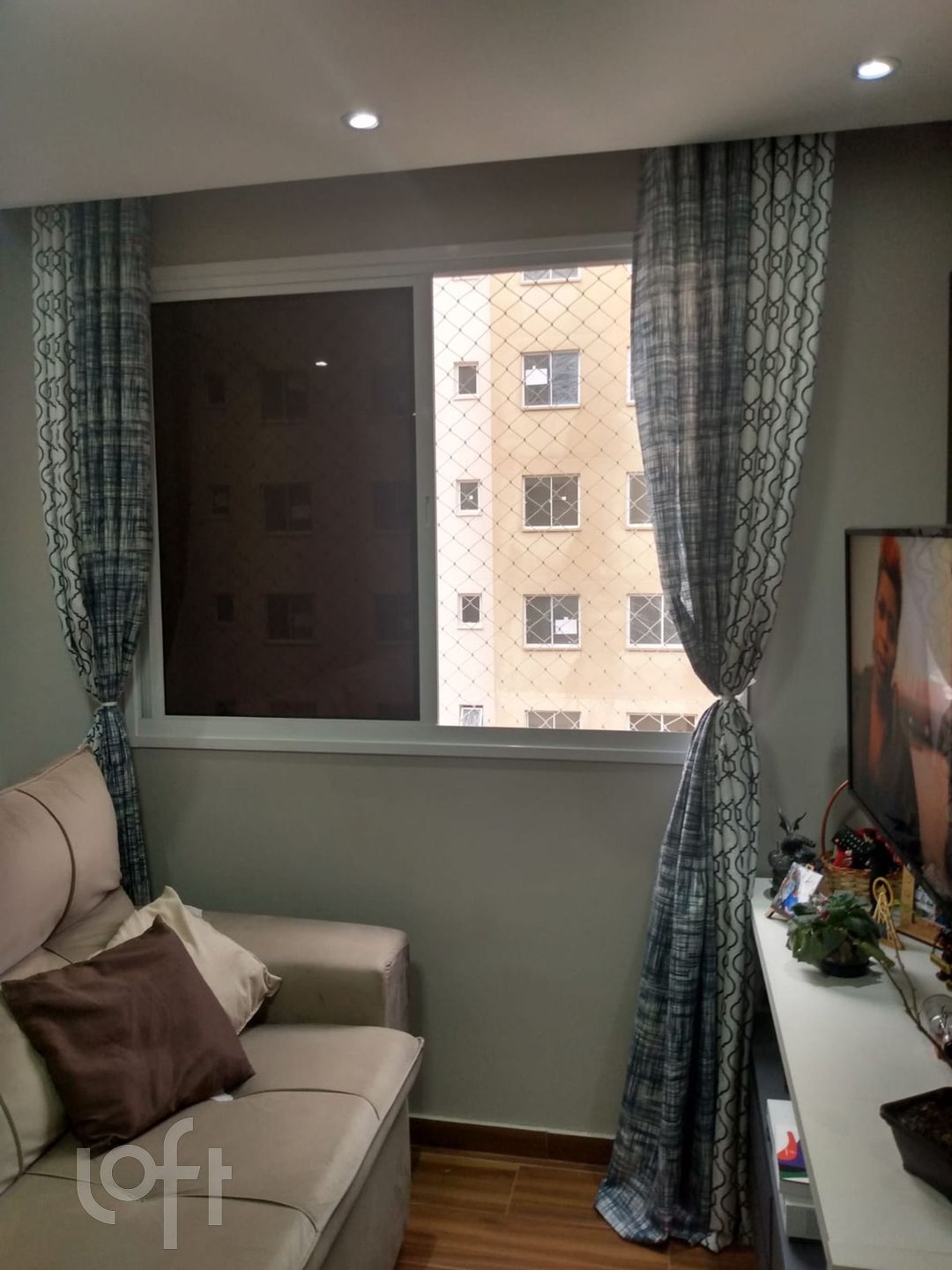 Apartamento à venda com 2 quartos, 40m² - Foto 1