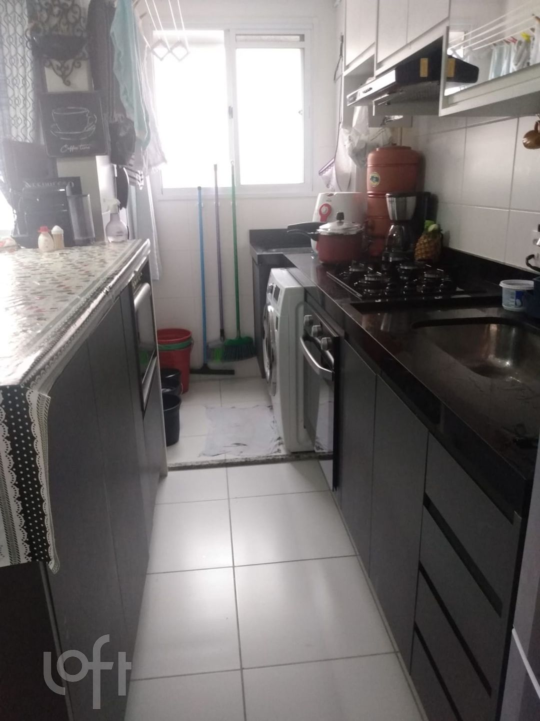 Apartamento à venda com 2 quartos, 40m² - Foto 25