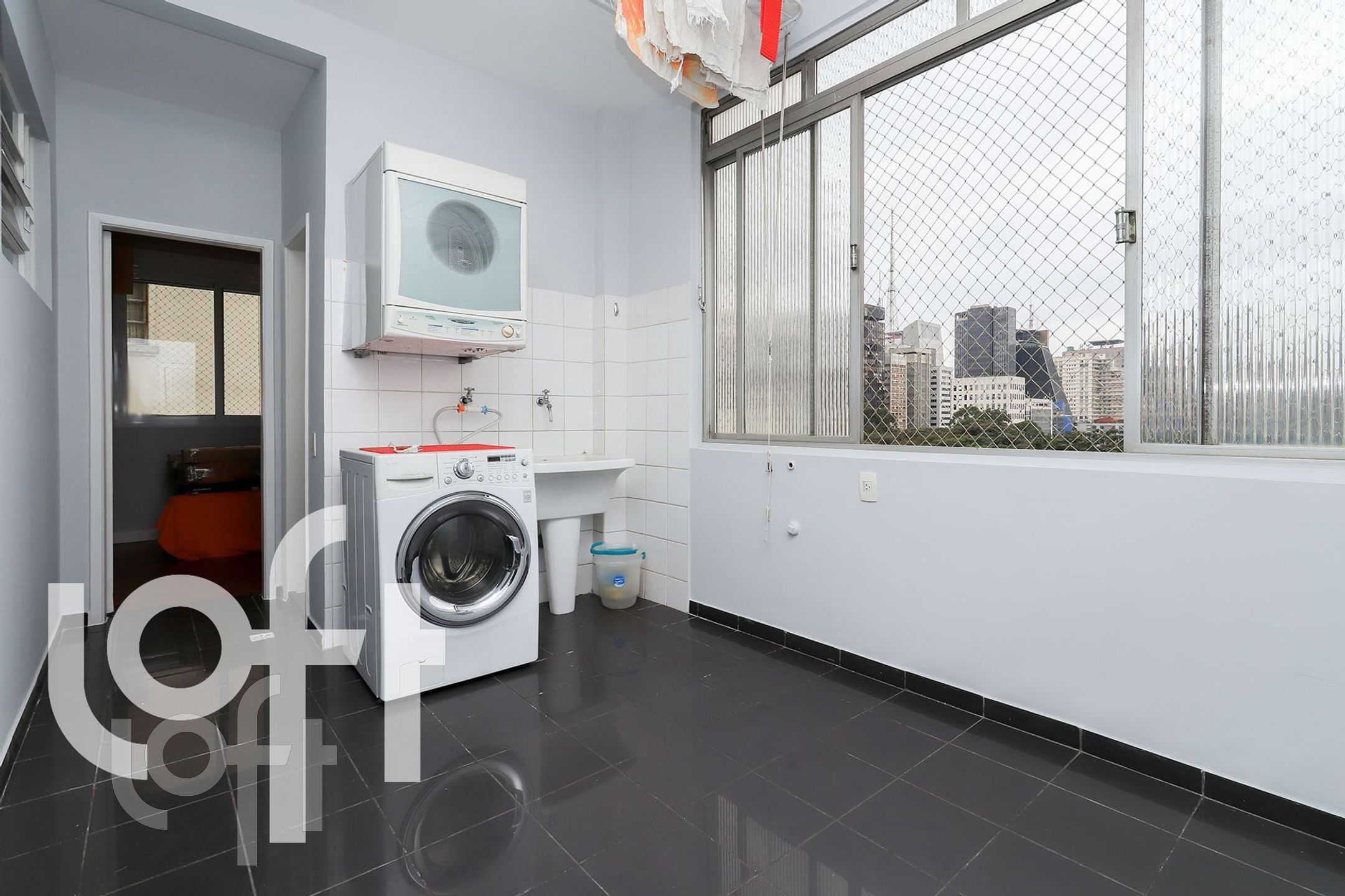 Apartamento à venda com 3 quartos, 228m² - Foto 25