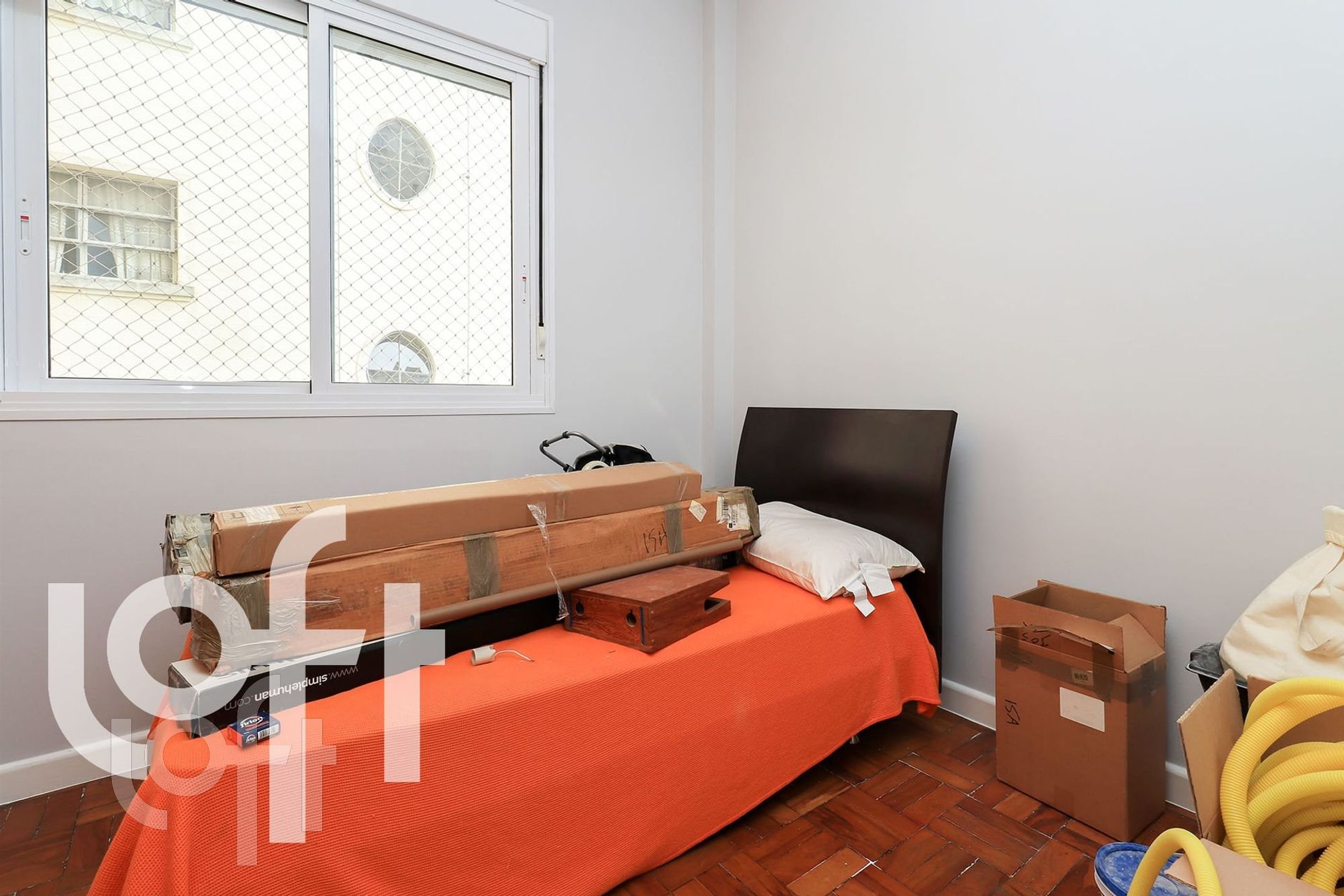 Apartamento à venda com 3 quartos, 228m² - Foto 13