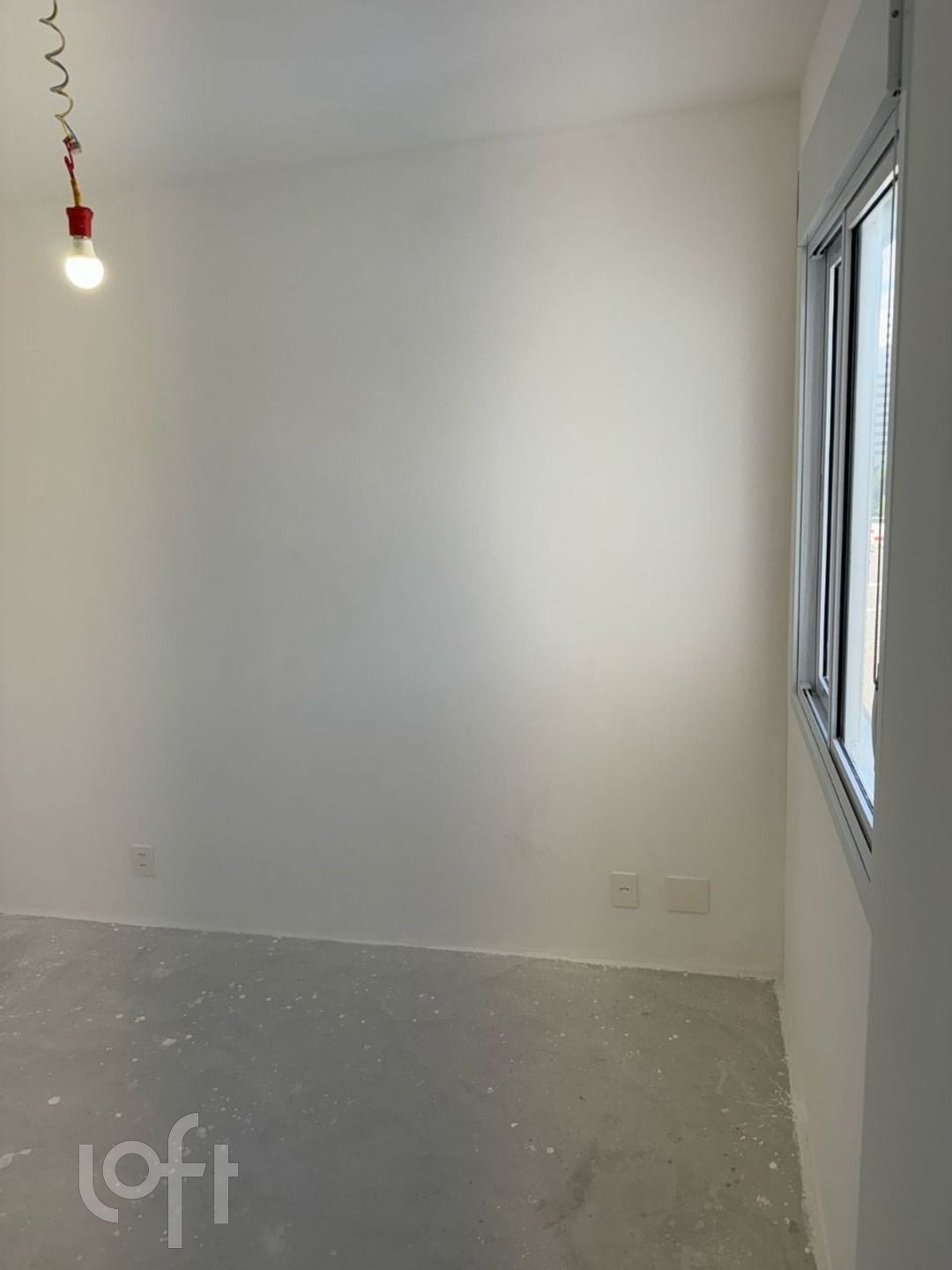 Apartamento à venda com 2 quartos, 37m² - Foto 2