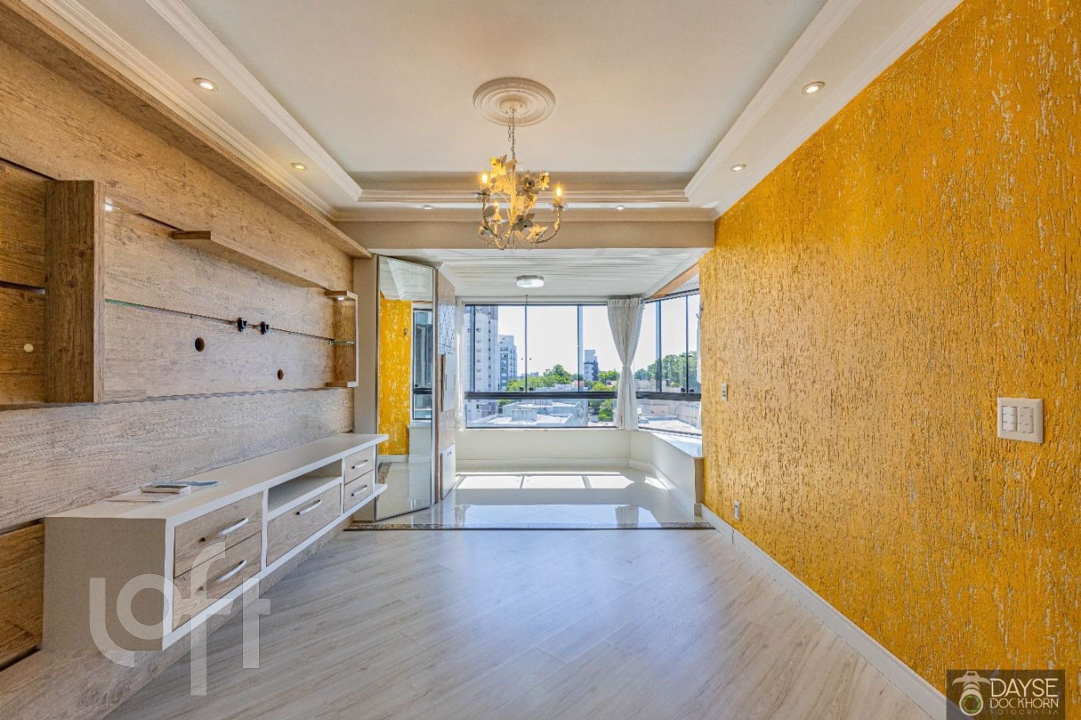 Apartamento com 84m², 2 dormitórios, 1 suíte, 1 vaga, Cristo Redentor em Porto Alegre