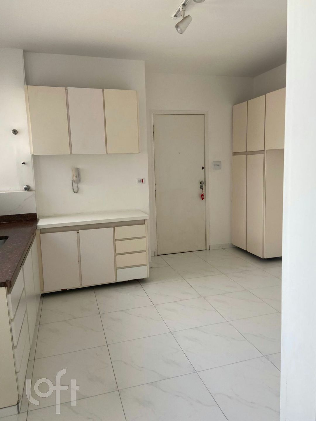 Apartamento à venda com 4 quartos, 153m² - Foto 4