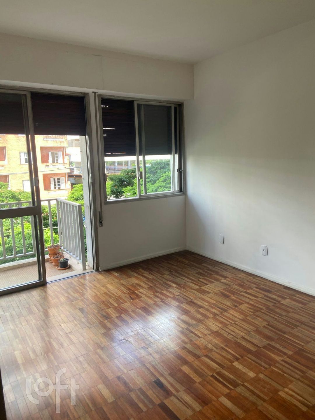 Apartamento à venda com 4 quartos, 153m² - Foto 1