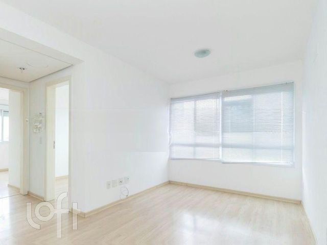 Apartamento com 59m², 2 dormitórios, 1 suíte, 1 vaga, Menino Deus em Porto Alegre