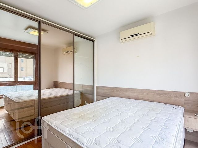 Apartamento com 108m², 3 dormitórios, 1 suíte, 1 vaga, Santana em Porto Alegre