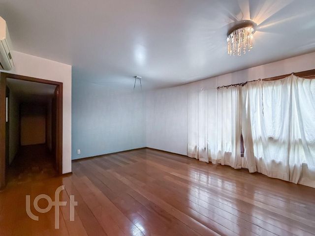 Apartamento com 108m², 3 dormitórios, 1 suíte, 1 vaga, Santana em Porto Alegre