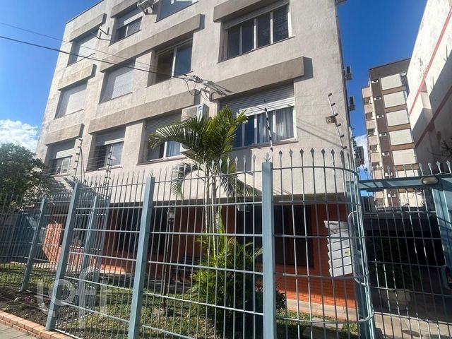 Apartamento com 91m², 3 dormitórios, 1 vaga, Menino Deus em Porto Alegre