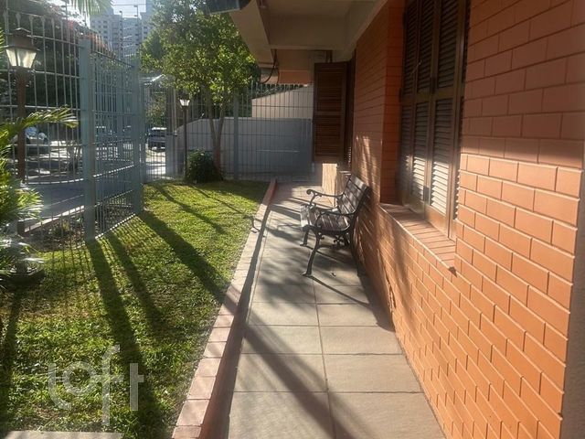 Apartamento com 91m², 3 dormitórios, 1 vaga, Menino Deus em Porto Alegre