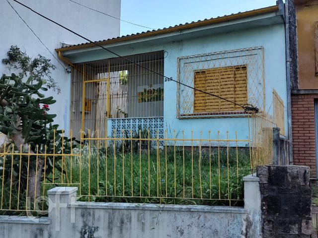 Casa com 130m², 3 dormitórios, Petrópolis em Porto Alegre