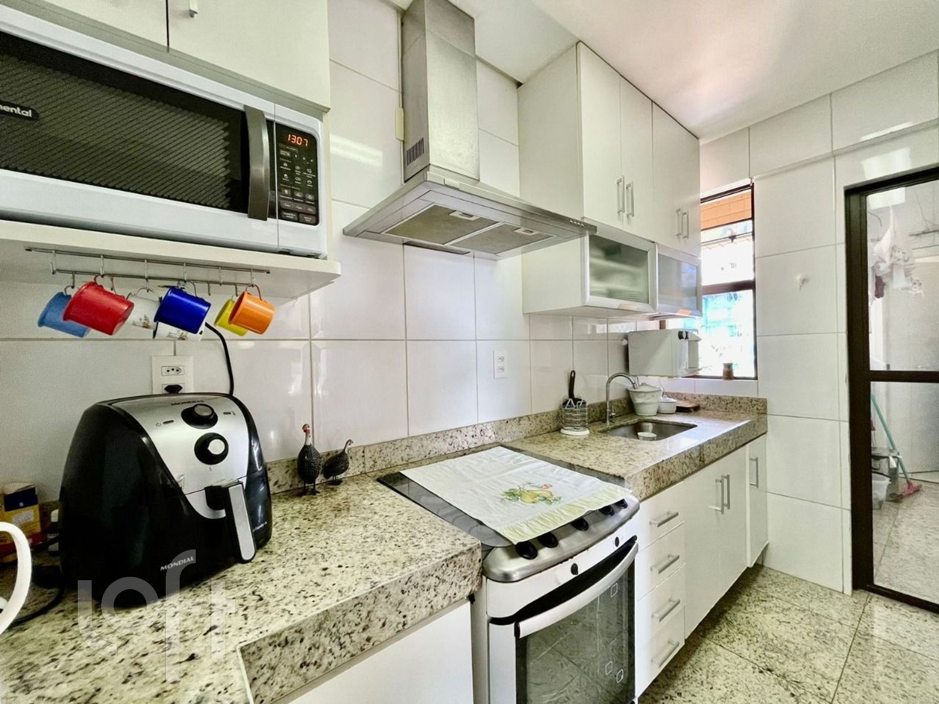 Apartamento à venda com 3 quartos, 90m² - Foto 8