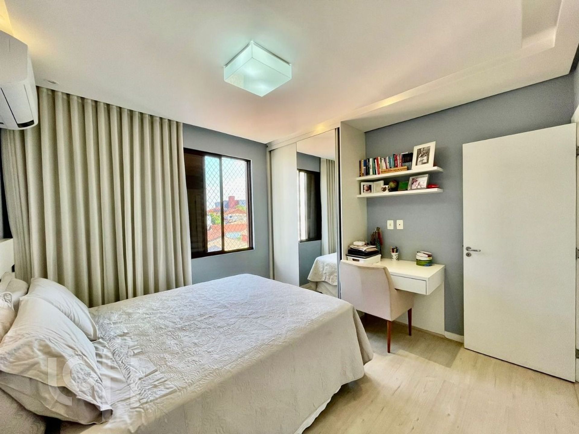 Apartamento à venda com 3 quartos, 90m² - Foto 2