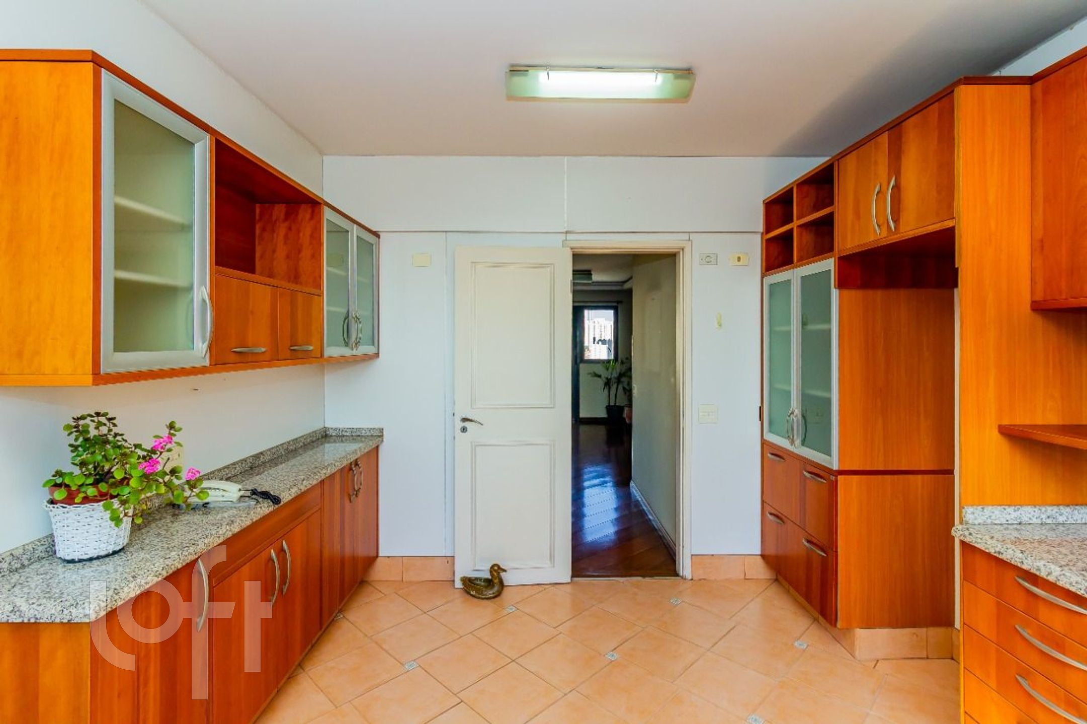 Apartamento à venda com 3 quartos, 136m² - Foto 11