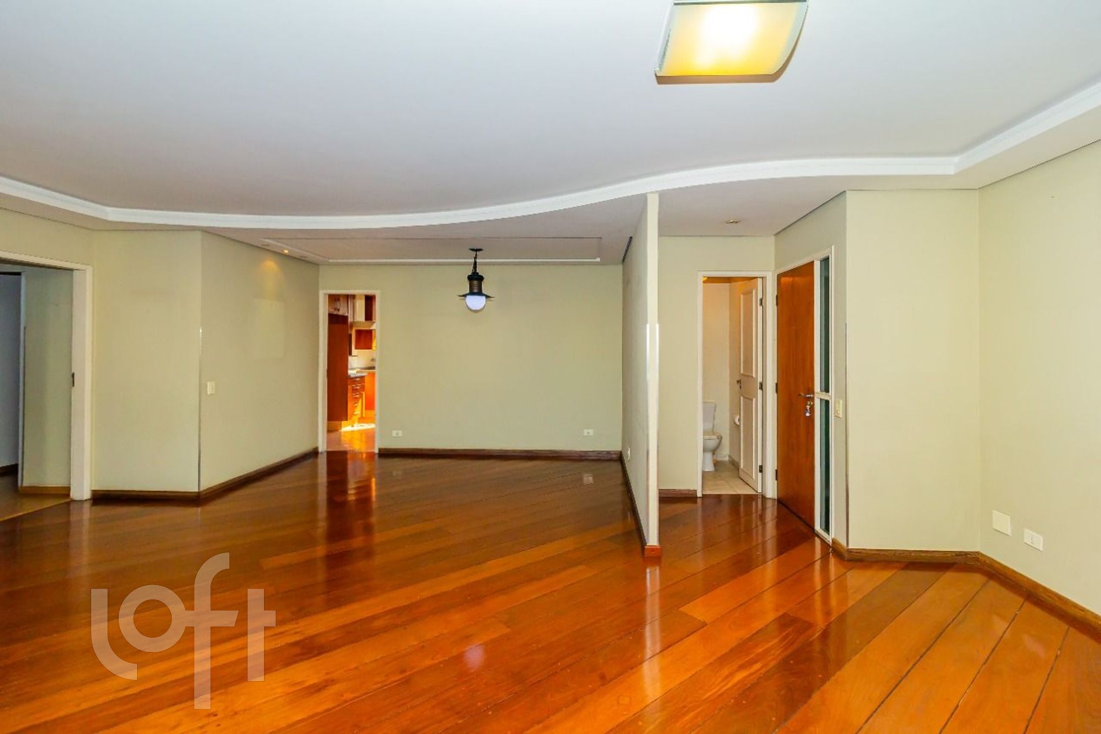 Apartamento à venda com 3 quartos, 136m² - Foto 4