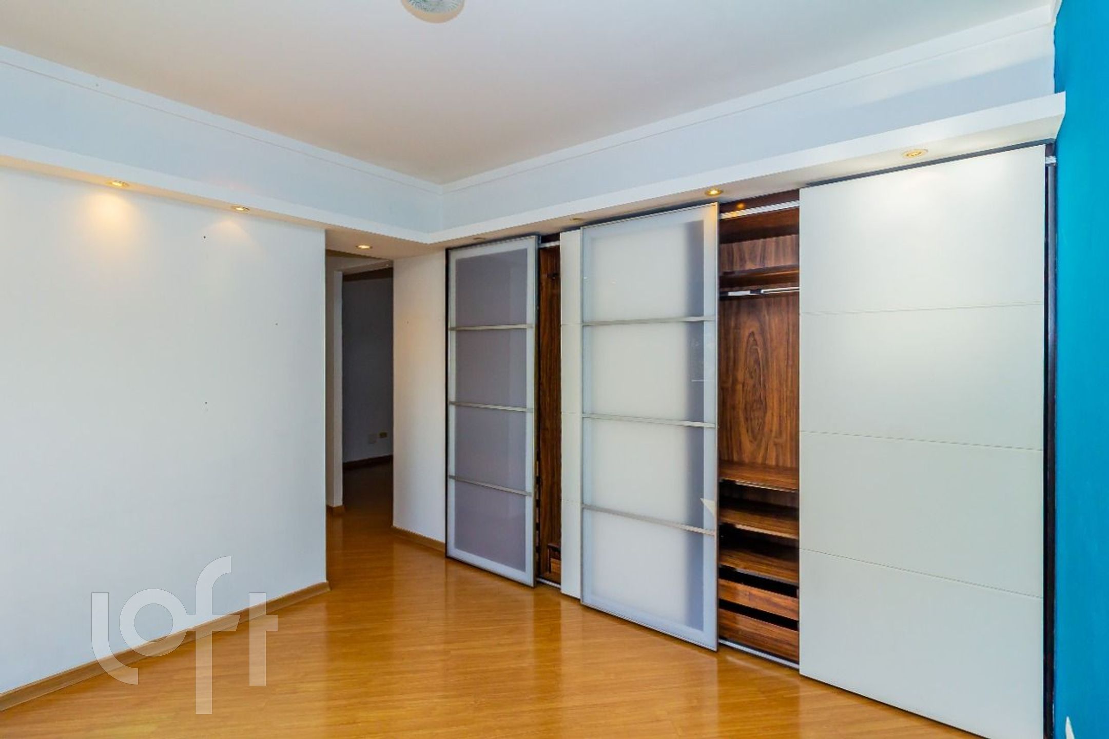 Apartamento à venda com 3 quartos, 136m² - Foto 25