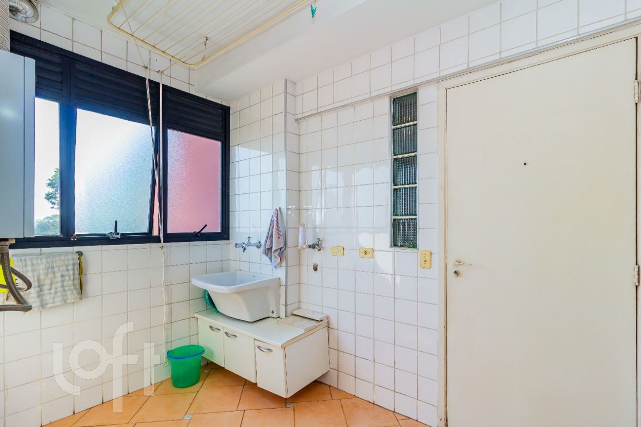 Apartamento à venda com 3 quartos, 136m² - Foto 18