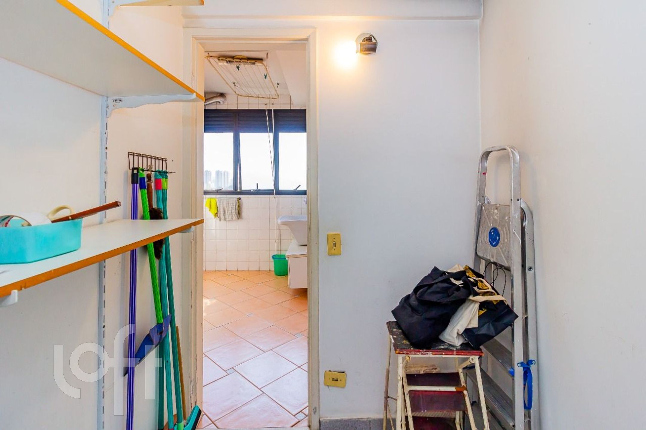 Apartamento à venda com 3 quartos, 136m² - Foto 19