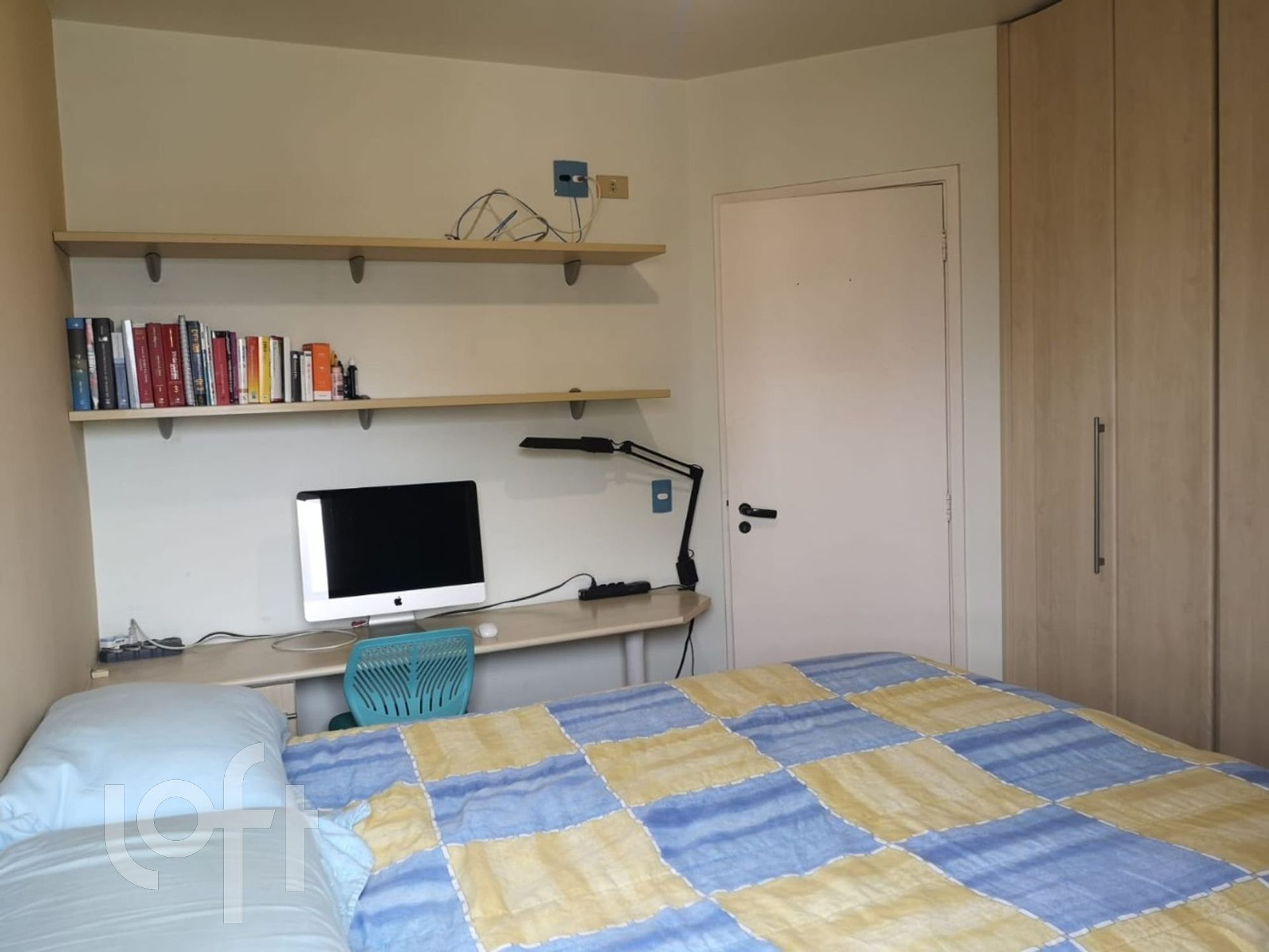 Apartamento à venda com 1 quarto, 42m² - Foto 2