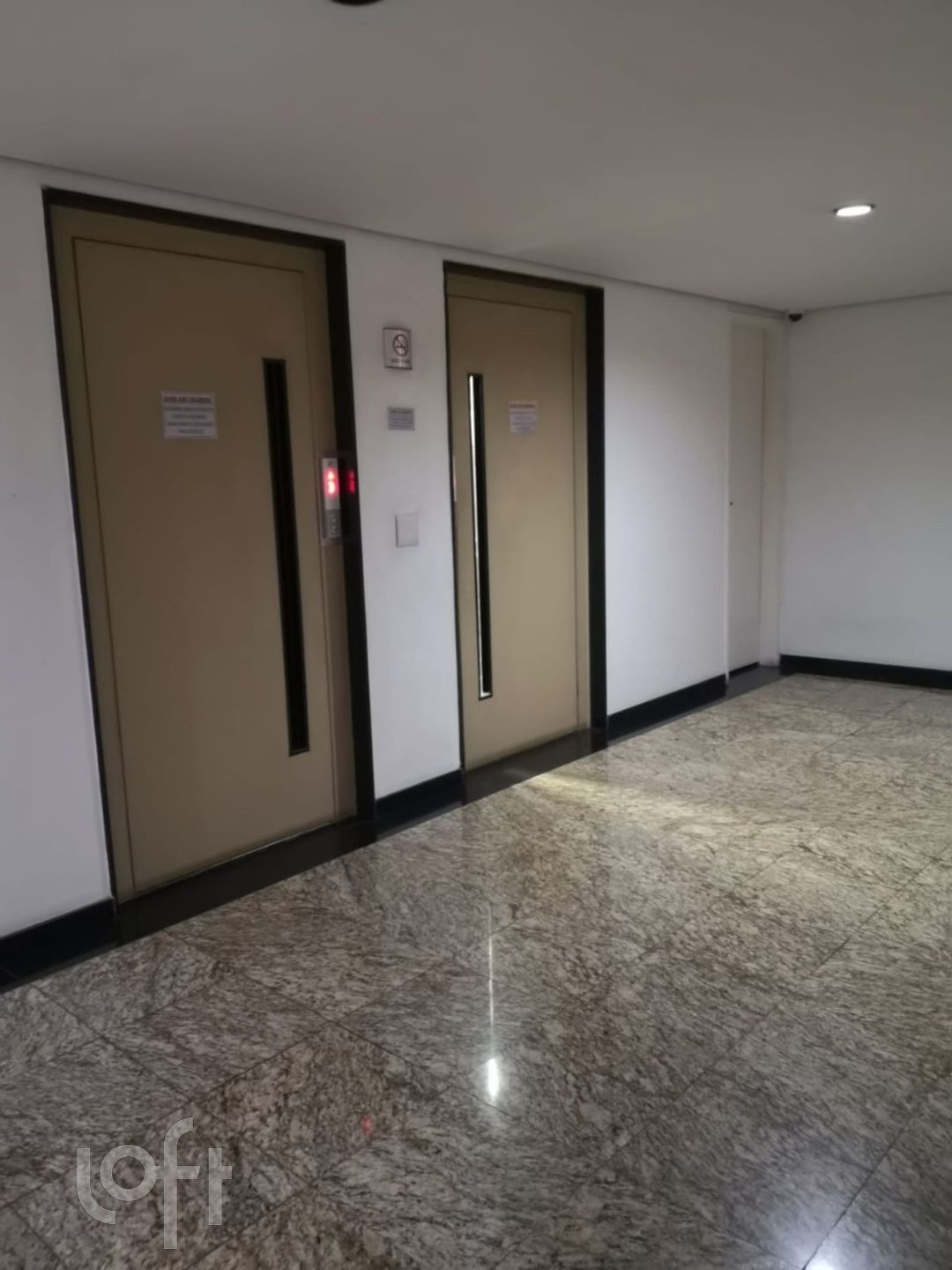 Apartamento à venda com 1 quarto, 42m² - Foto 9