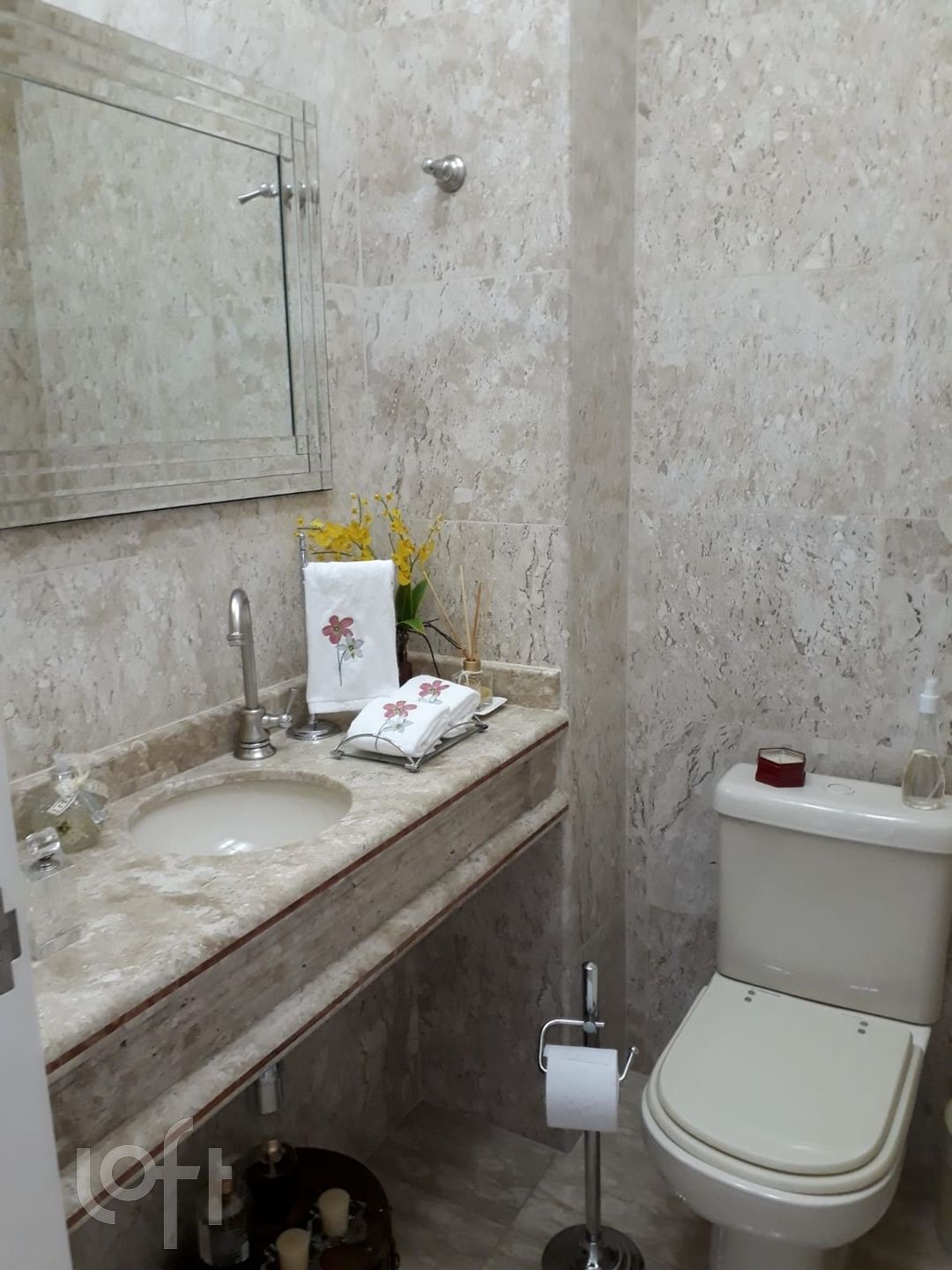 Apartamento à venda com 4 quartos, 300m² - Foto 2