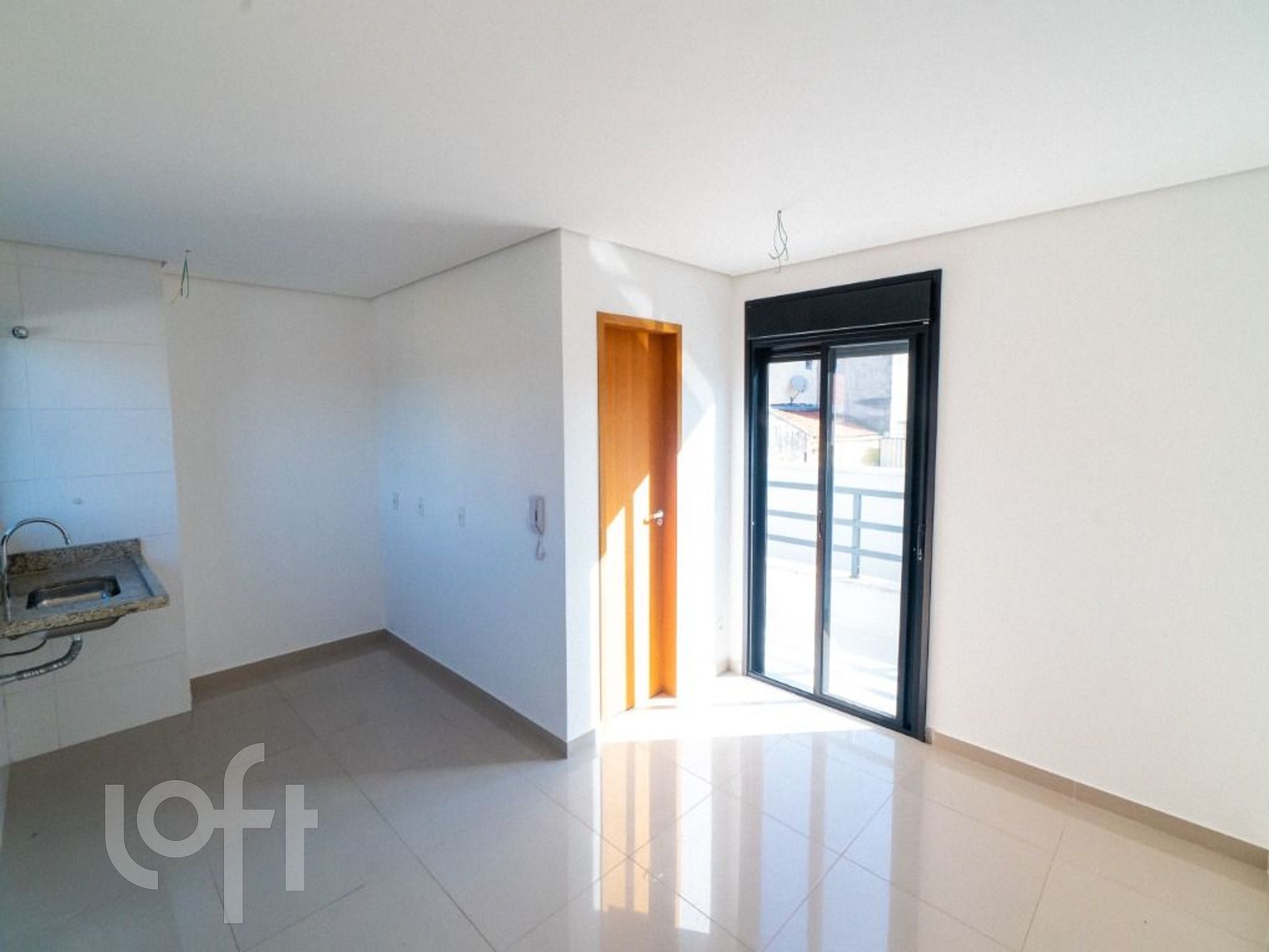 Apartamento à venda com 1 quarto, 21m² - Foto 2