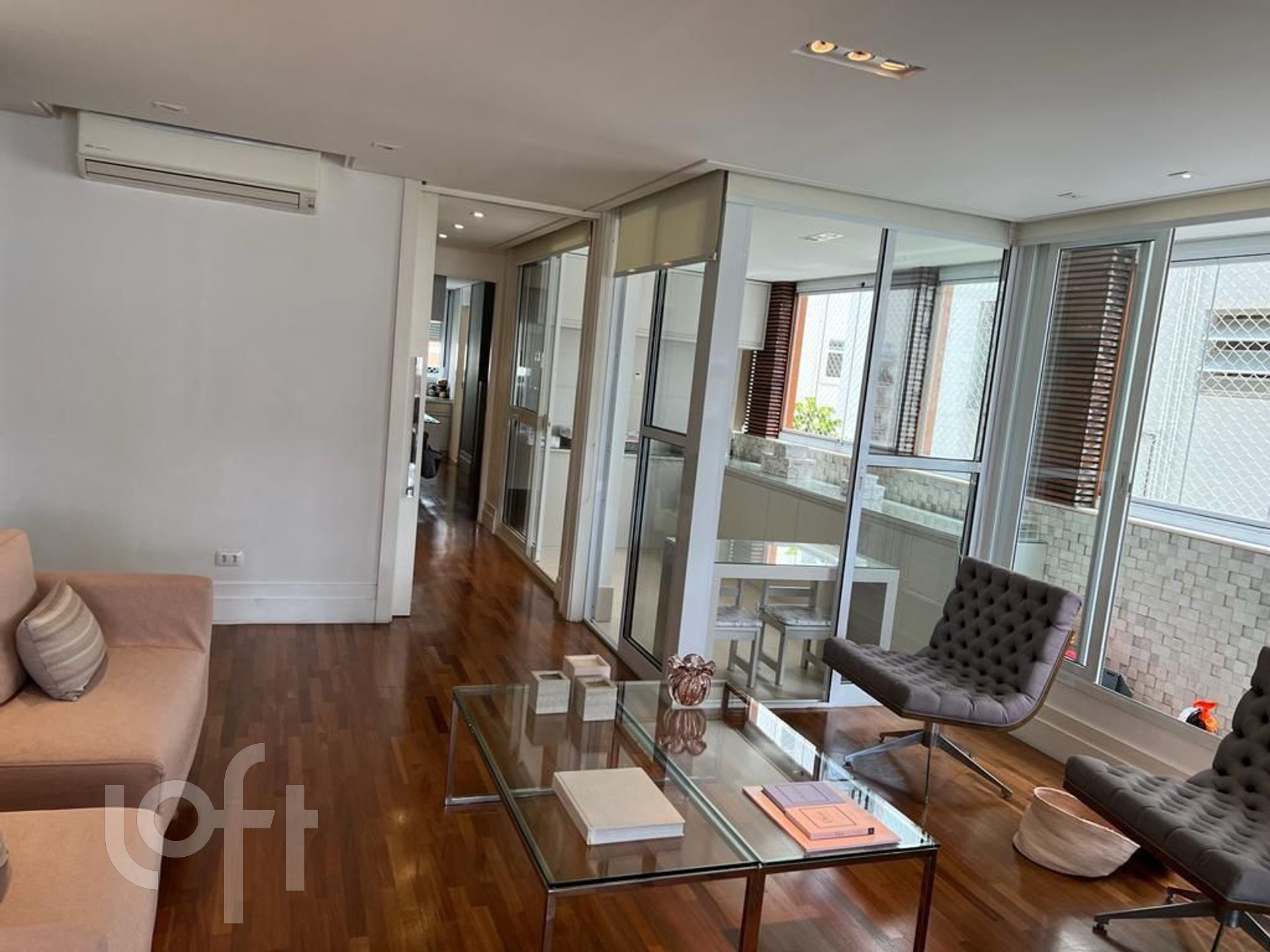 Apartamento à venda com 3 quartos, 191m² - Foto 3