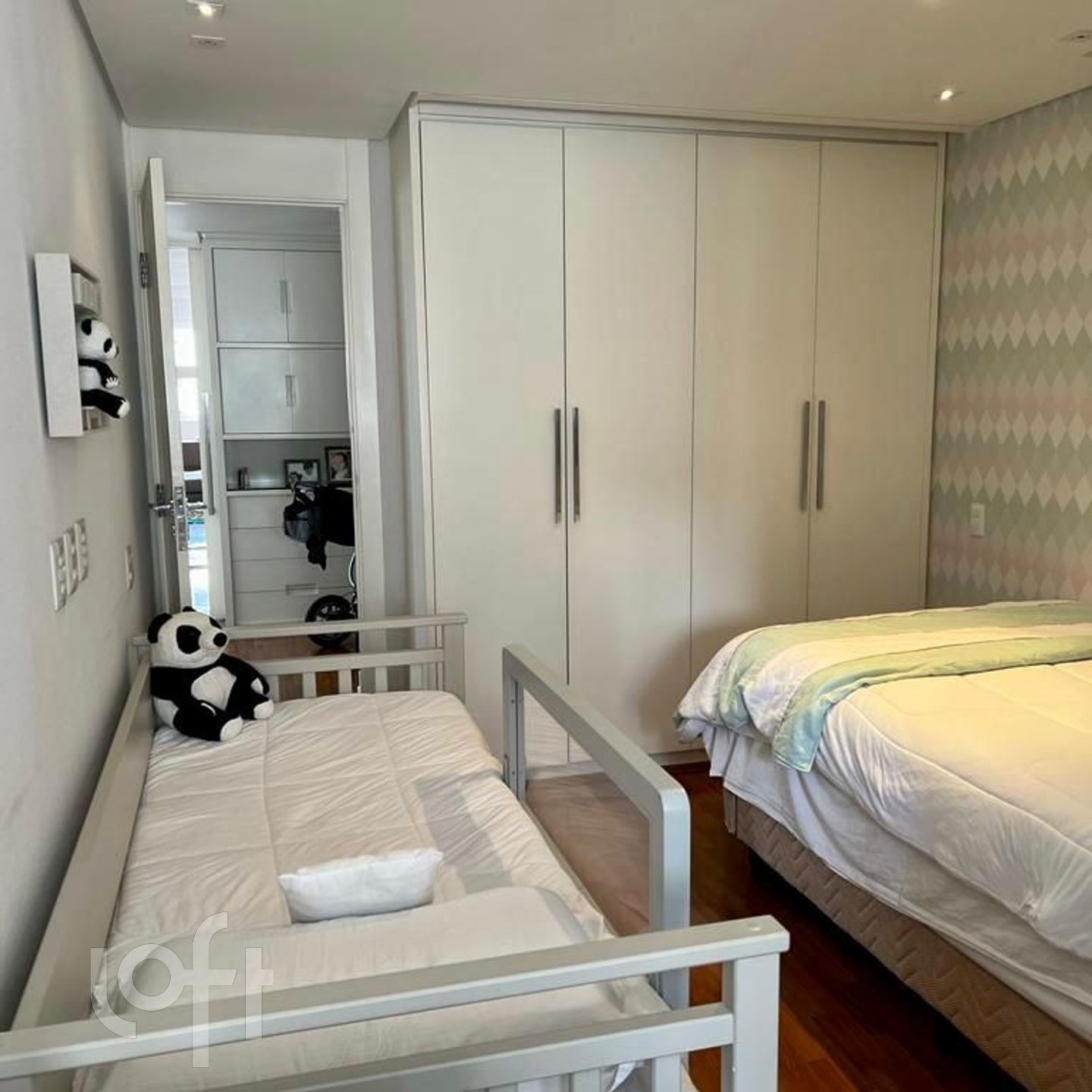 Apartamento à venda com 3 quartos, 191m² - Foto 7