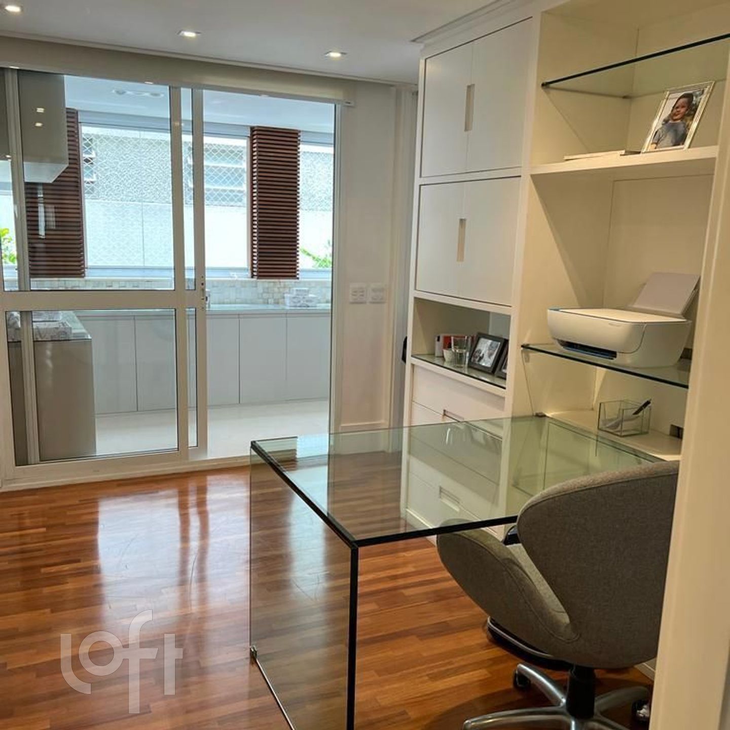 Apartamento à venda com 3 quartos, 191m² - Foto 8