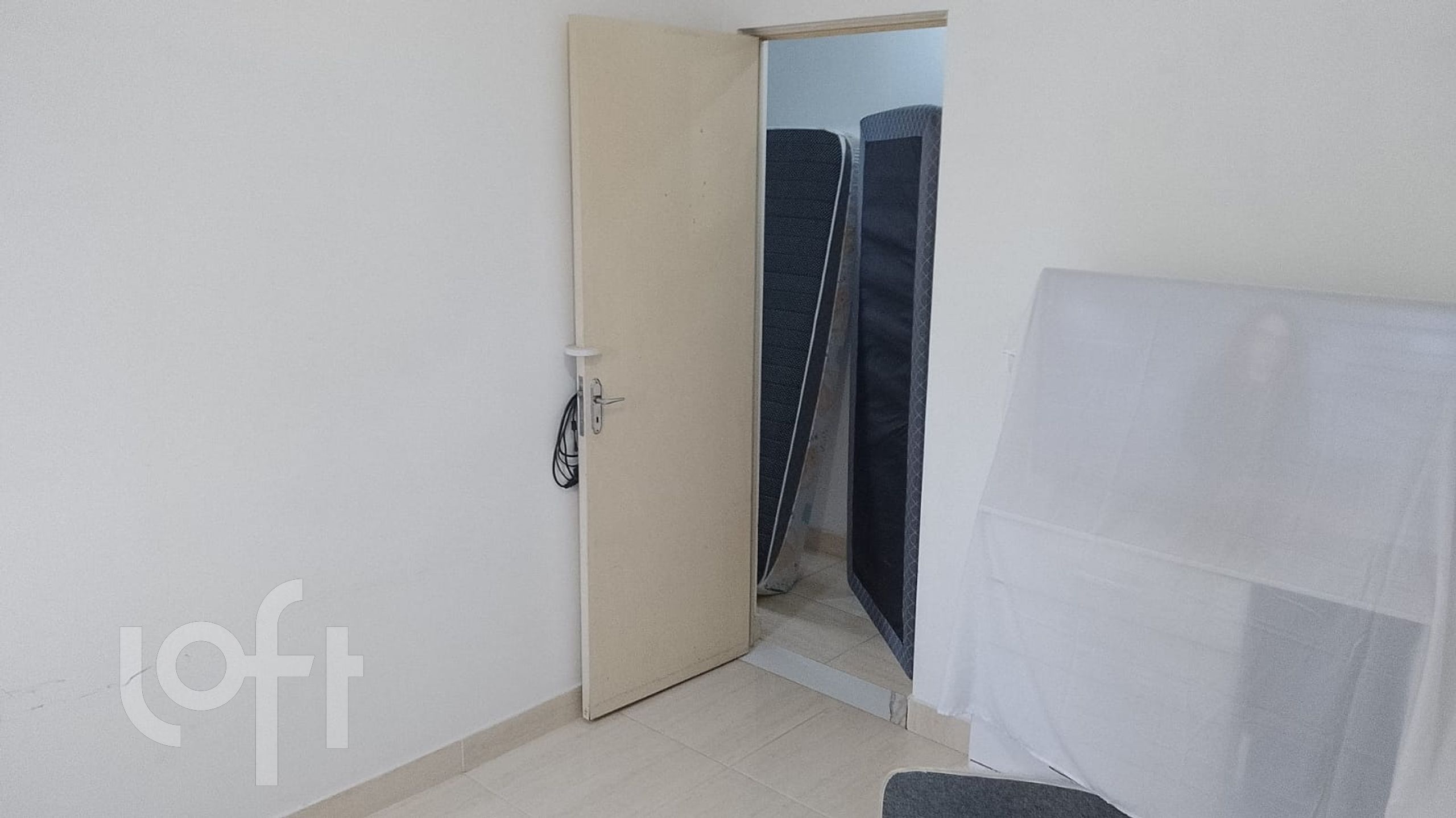 Apartamento à venda com 2 quartos, 48m² - Foto 4