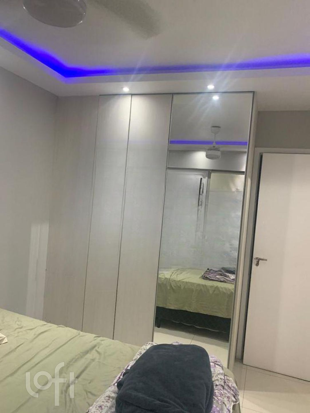 Apartamento à venda com 3 quartos, 92m² - Foto 2