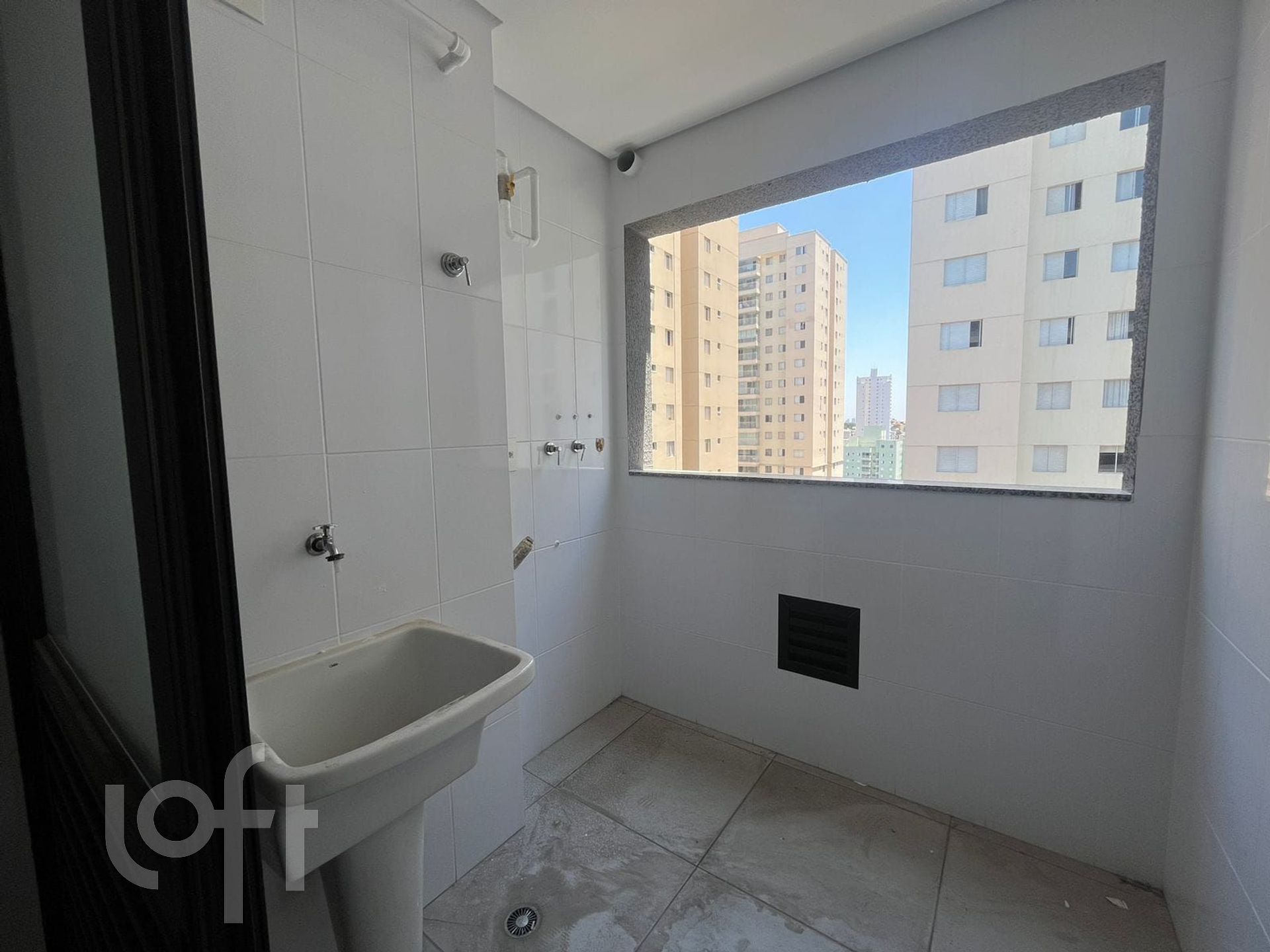 Apartamento à venda com 3 quartos, 86m² - Foto 12