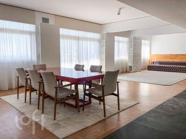 Apartamento com 328m², 3 dormitórios, 2 suítes, 2 vagas, Independência em Porto Alegre