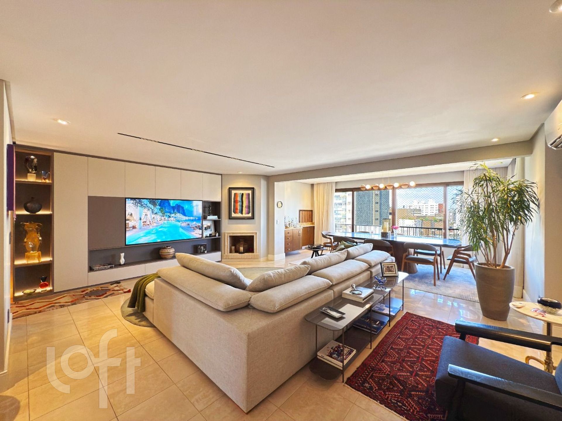 Apartamento com 168m², 3 dormitórios, 1 suíte, 3 vagas, Bela Vista em Porto Alegre