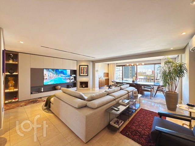 Apartamento com 168m², 3 dormitórios, 1 suíte, 3 vagas, Bela Vista em Porto Alegre