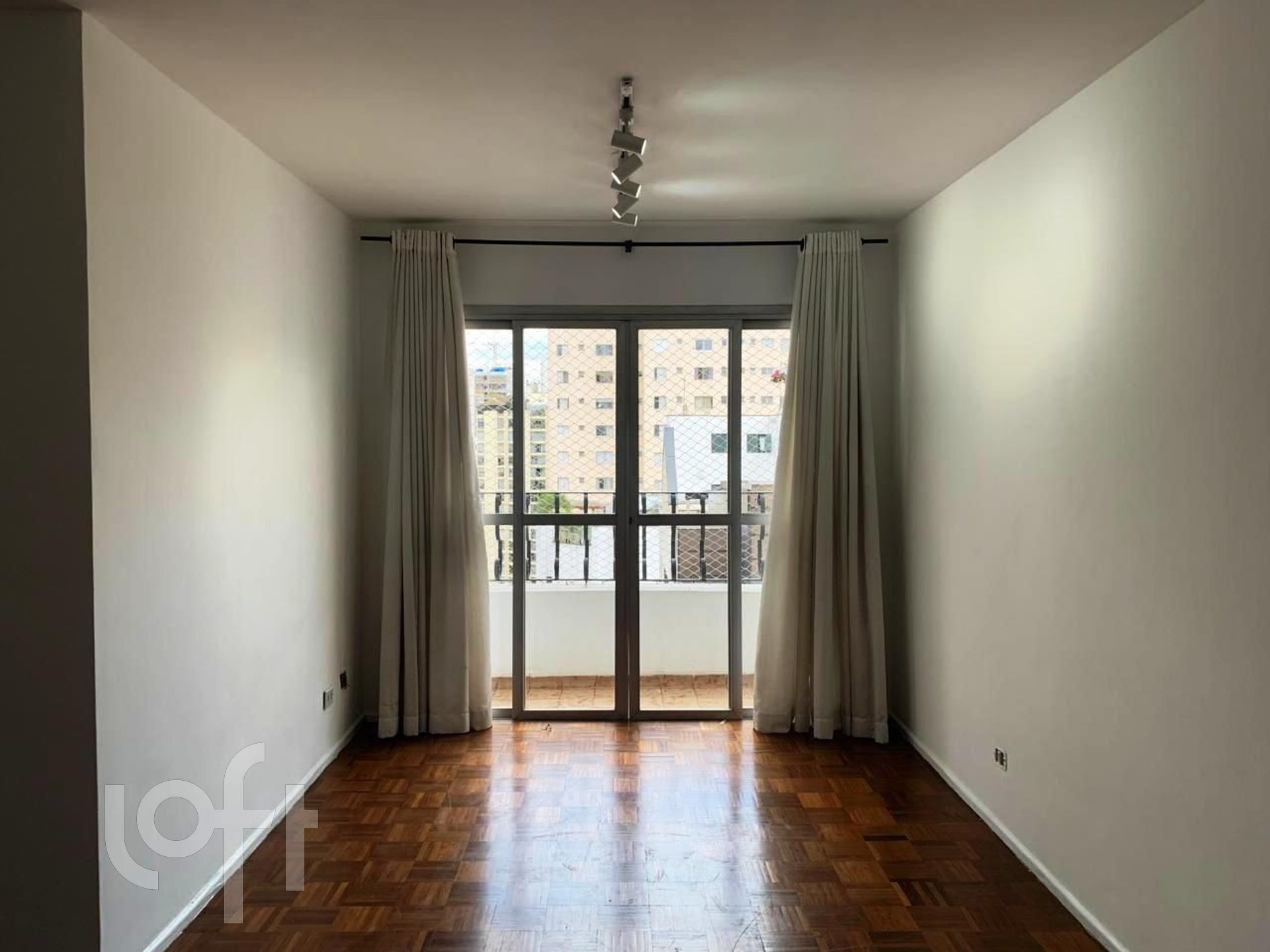 Apartamento à venda com 3 quartos, 87m² - Foto 3