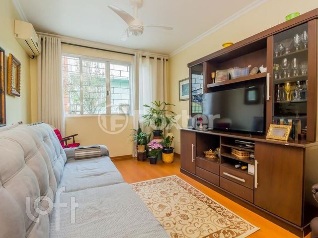 Apartamento com 115m², 3 dormitórios, 1 suíte, 1 vaga, Petrópolis em Porto Alegre