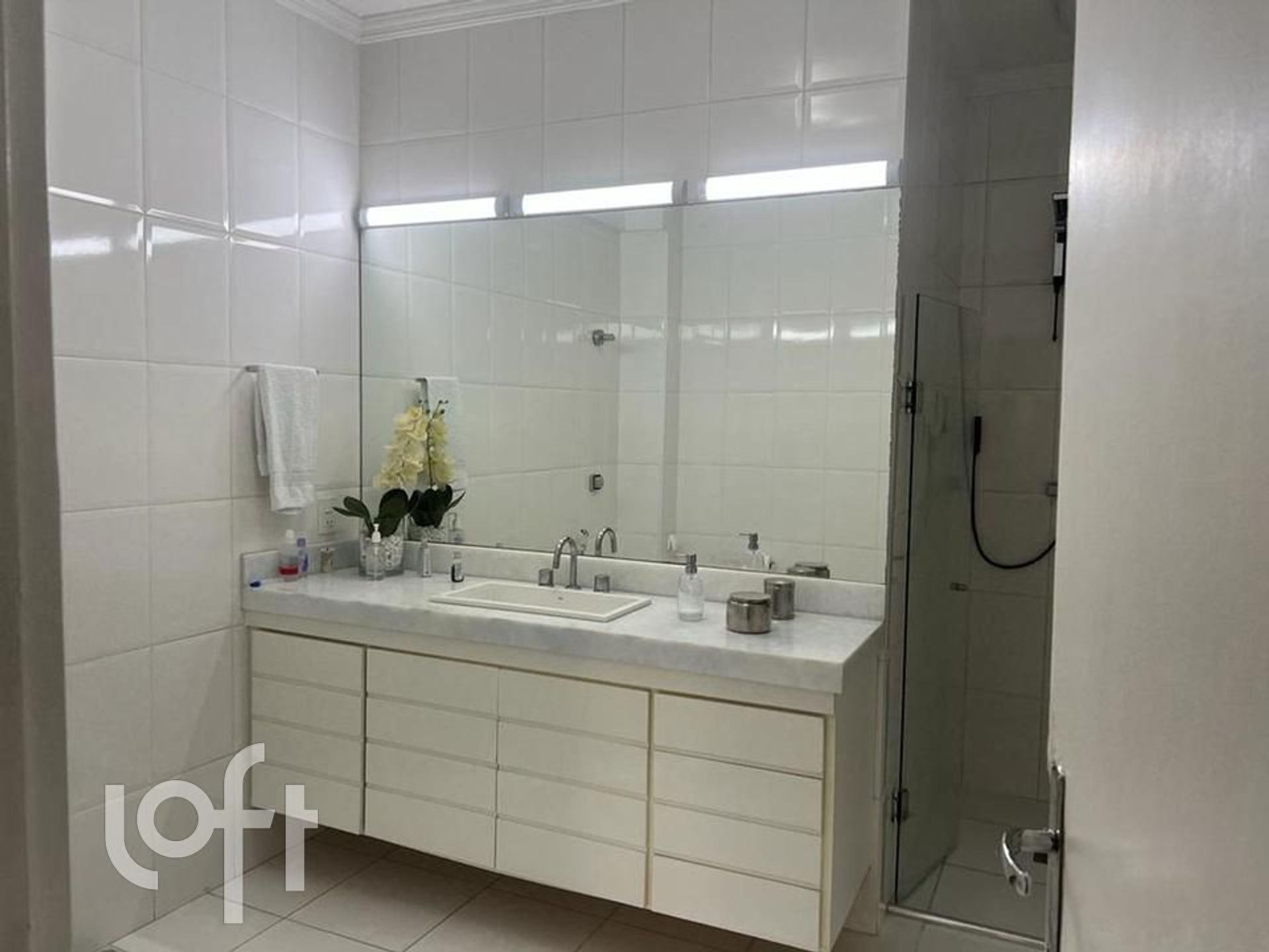 Apartamento à venda com 4 quartos, 220m² - Foto 12