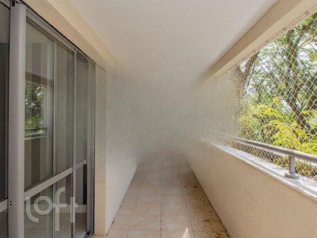 Apartamento com 59m², 1 dormitório, 1 vaga, Três Figueiras em Porto Alegre