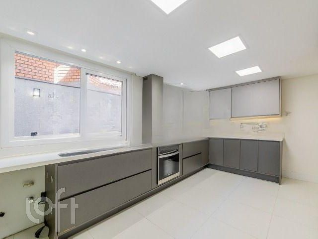 Casa em Condomínio com 400m², 5 dormitórios, 3 suítes, Boa Vista em Porto Alegre