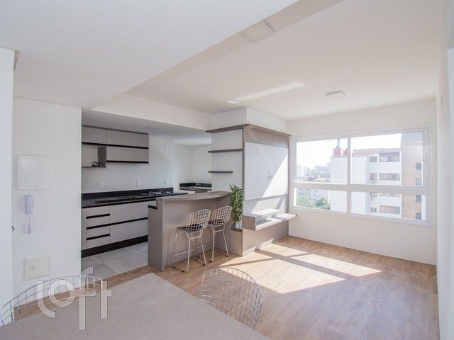 Apartamento com 64m², 2 dormitórios, 1 suíte, 1 vaga, Cristo Redentor em Porto Alegre