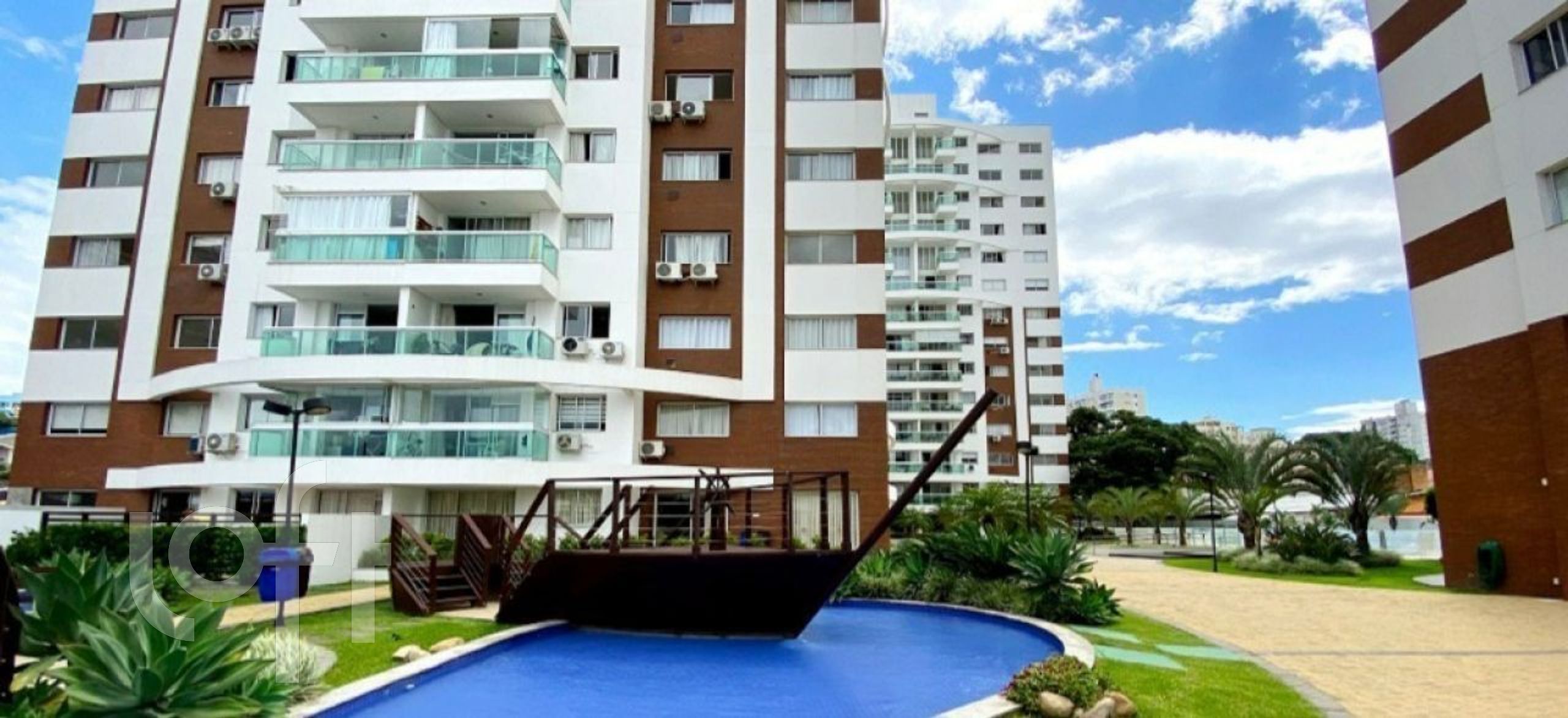 Apartamento à venda em Barreiros com 106 m², 3 quartos, 1 suíte, 2 vagas